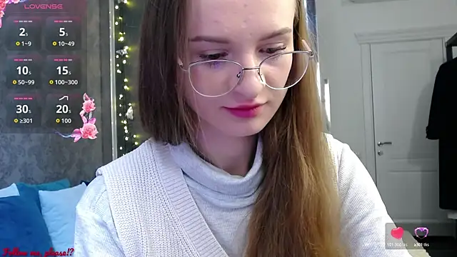 KateJonson online show from October 7, 2025, 6:32 am