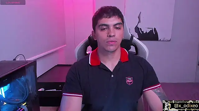 Snapshot of x-odixeo chatting on January 18, 2026, 1:31 am x-odixeo online show from January 18, 2026, 1:31 am