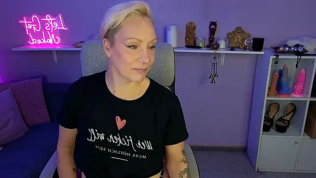 Jan ina online show from November 20, 2025, 6:07 pm