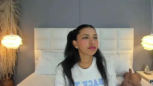  BunnyNaugthy online show from March 8, 2026, 12:42 pm