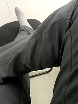 Desi Londa 143 online show from March 5, 2025, 6:23 am