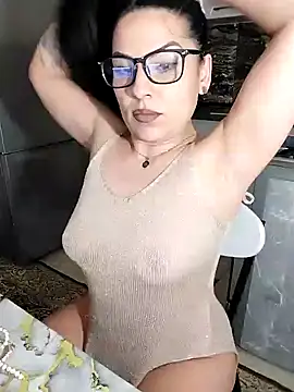 hot-babygirl online show from March 5, 2025, 12:59 am