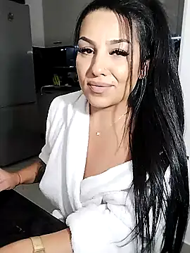 hot-babygirl online show from October 6, 2025, 6:38 pm