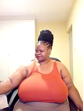 Snapshot of sweetnoziexx chatting on February 27, 2025, 3:48 pm sweetnoziexx online show from February 27, 2025, 3:48 pm