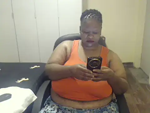 Snapshot of sweetnoziexx chatting on March 5, 2025, 5:29 am sweetnoziexx online show from March 5, 2025, 5:29 am
