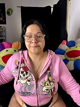 MsConejitaa online show from November 5, 2025, 5:46 pm