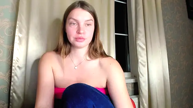 Snapshot of RubySkot chatting on December 10, 2024, 10:16 pm RubySkot online show from December 10, 2024, 10:16 pm