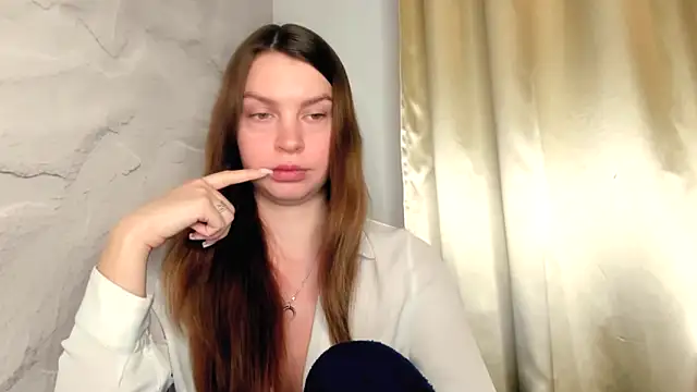 Snapshot of RubySkot chatting on February 26, 2025, 8:00 pm RubySkot online show from February 26, 2025, 8:00 pm