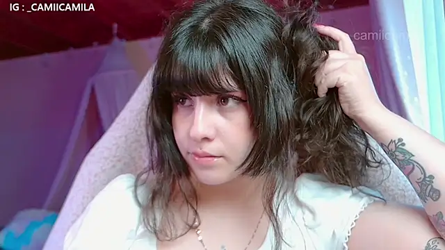 Snapshot of Renooh chatting on November 3, 2025, 2:07 pm Renooh online show from November 3, 2025, 2:07 pm