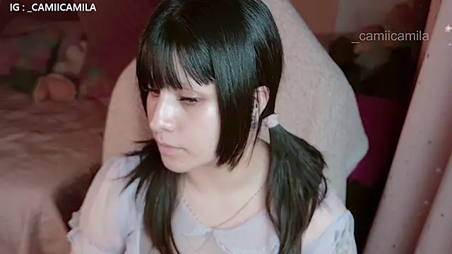 Snapshot of Renooh chatting on December 19, 2025, 1:56 am Renooh online show from December 19, 2025, 1:56 am