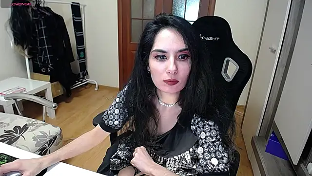 The Blacksphinxxx online show from April 8, 2026, 3:23 pm