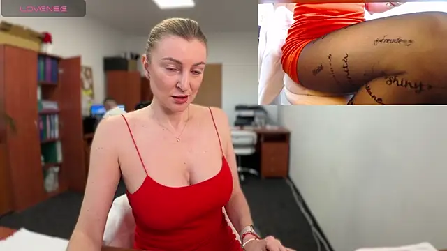 legsLONG online show from February 22, 2025, 6:39 am