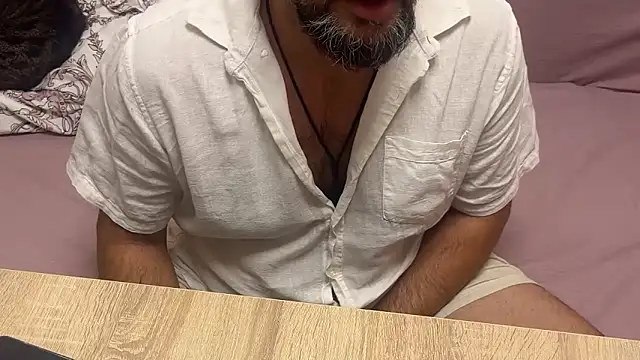 TigerOne19 online show from November 18, 2025, 8:24 pm