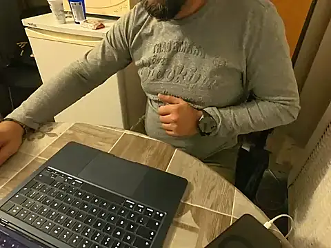 TigerOne19 online show from November 22, 2025, 8:52 pm