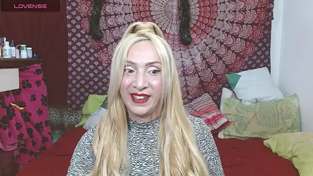 elena evans online show from February 10, 2025, 9:47 pm