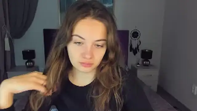 KristinaLoison online show from December 23, 2024, 11:25 am