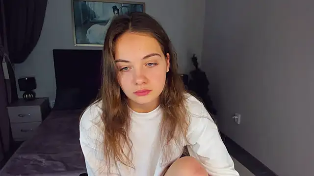 KristinaLoison online show from January 12, 2025, 7:53 pm