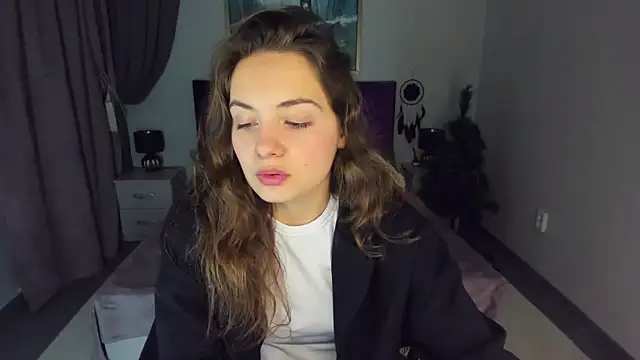 KristinaLoison online show from January 19, 2025, 4:14 pm