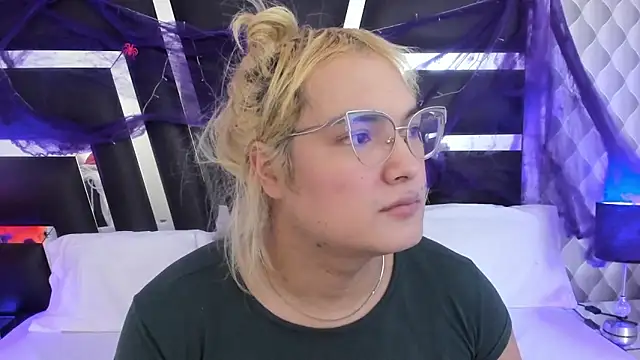 katya kozlov online show from November 2, 2025, 3:53 am