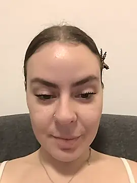 Stoned-baby69 online show from December 18, 2025, 3:29 pm