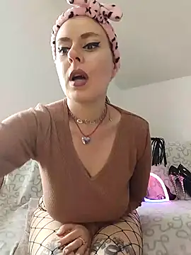 Stoned-baby69 online show from April 20, 2026, 12:08 pm