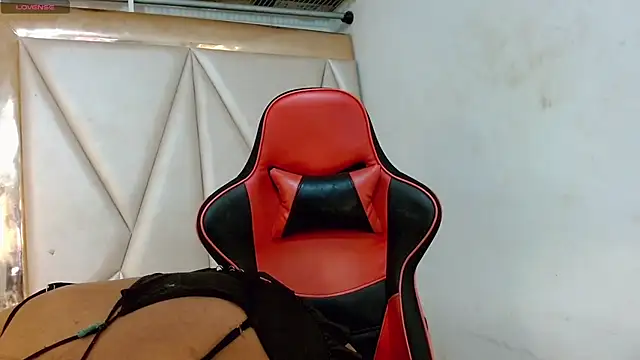 sweet brunettex lovingyou online show from March 23, 2025, 6:47 am