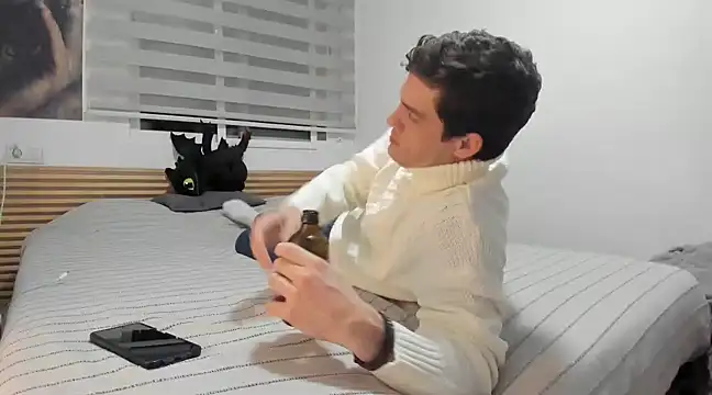 HeteroOli online show from February 15, 2025, 12:04 am