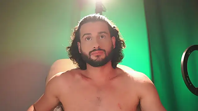 Keen   Luckystrike online show from November 12, 2025, 9:47 pm