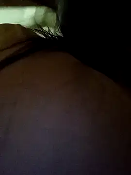 kelly dirty  online show from September 14, 2025, 4:33 am