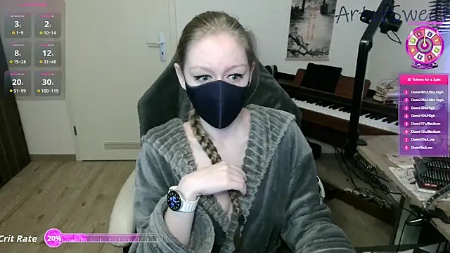 Snapshot of ArtofSweet chatting on October 21, 2025, 5:57 pm ArtofSweet online show from October 21, 2025, 5:57 pm