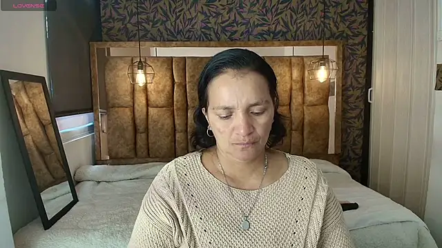 MarilynMiilf  online show from June 8, 2026, 7:25 pm