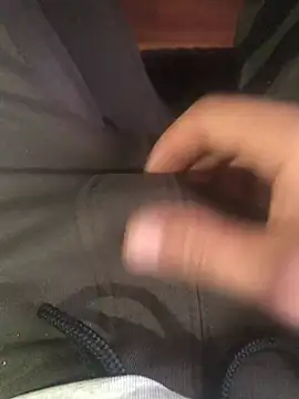 gokhanbey34 online show from December 22, 2024, 9:33 am