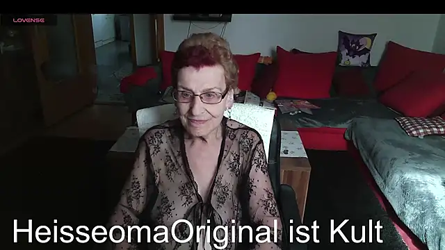 HeisseomaOriginal online show from June 10, 2026, 7:07 am