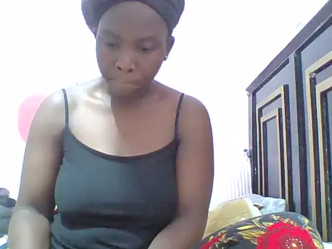 Snapshot of miss_melis chatting on November 9, 2025, 2:37 pm miss melis online show from November 9, 2025, 2:37 pm