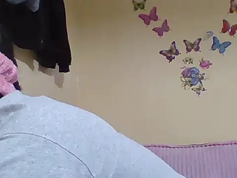 Snapshot of miss_melis chatting on April 19, 2026, 10:34 pm miss melis online show from April 19, 2026, 10:34 pm
