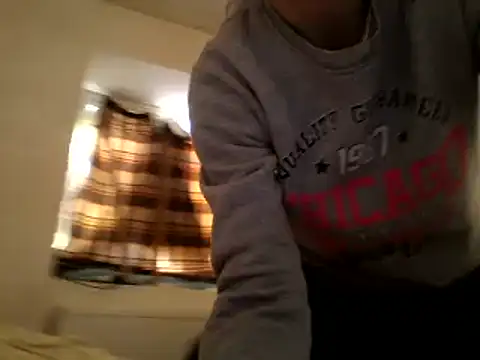 Snapshot of Tamilashaa chatting on March 1, 2026, 7:54 am Tamilashaa online show from March 1, 2026, 7:54 am