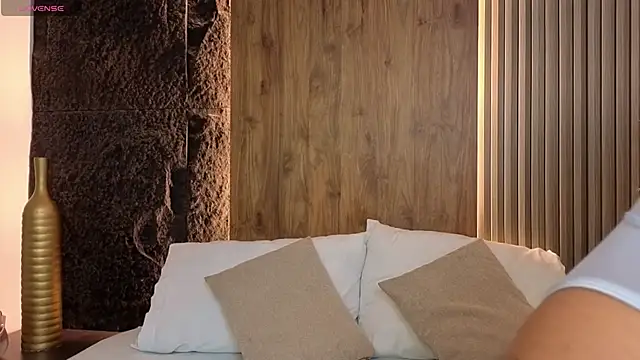 abby miller26 online show from November 29, 2025, 12:30 pm