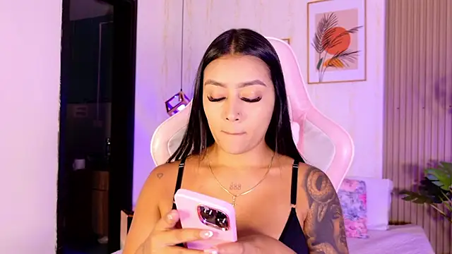 CameronCollins  online show from March 4, 2026, 8:48 pm