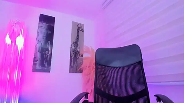 alask pears0 online show from November 28, 2025, 1:47 pm