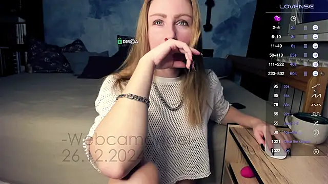 Snapshot of Web-cam-angel chatting on December 26, 2024, 1:54 pm Web-cam-angel online show from December 26, 2024, 1:54 pm