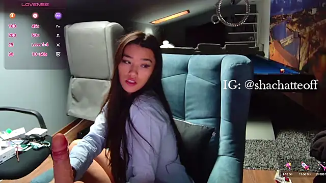 shachatteof online show from September 28, 2025, 8:31 am