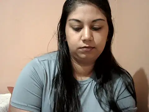 bellachow10 online show from February 15, 2026, 9:41 am