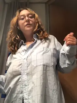 Snapshot of NaughtyRapunzel7 chatting on September 26, 2025, 9:41 pm NaughtyRapunzel7 online show from September 26, 2025, 9:41 pm