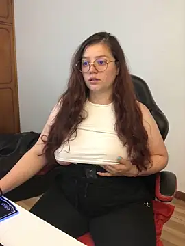 kayortiiz online show from February 22, 2026, 12:12 am