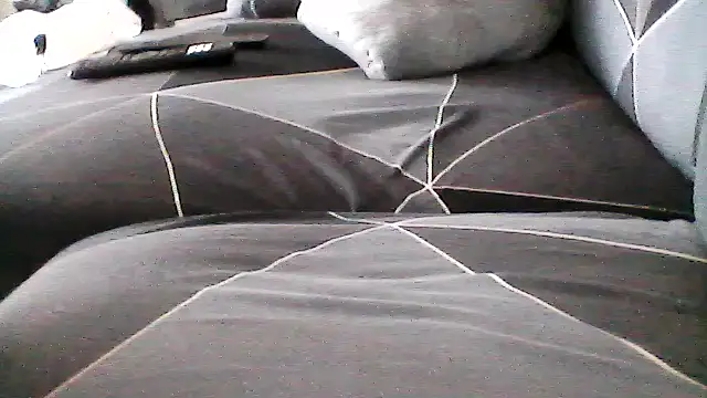 mickzizi online show from November 28, 2025, 11:02 am