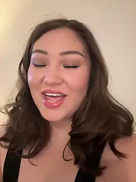 Snapshot of RosieDixx chatting on October 30, 2025, 12:56 am RosieDixx online show from October 30, 2025, 12:56 am