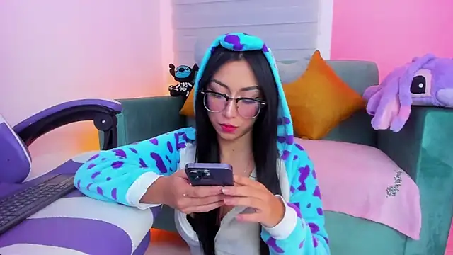 sophie cute66 online show from December 16, 2025, 6:40 am