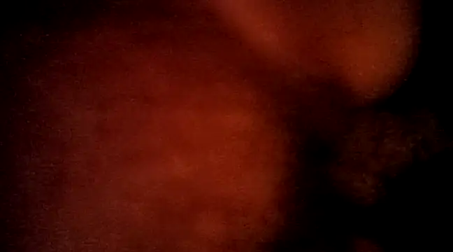 Snapshot of yellowwetfox chatting on December 30, 2024, 12:00 am yellowwetfox online show from December 30, 2024, 12:00 am