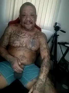 Snapshot of yellowwetfox chatting on February 6, 2026, 2:53 pm yellowwetfox online show from February 6, 2026, 2:53 pm