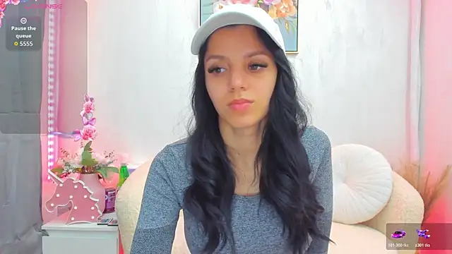 Sarabecker online show from April 15, 2026, 8:43 am